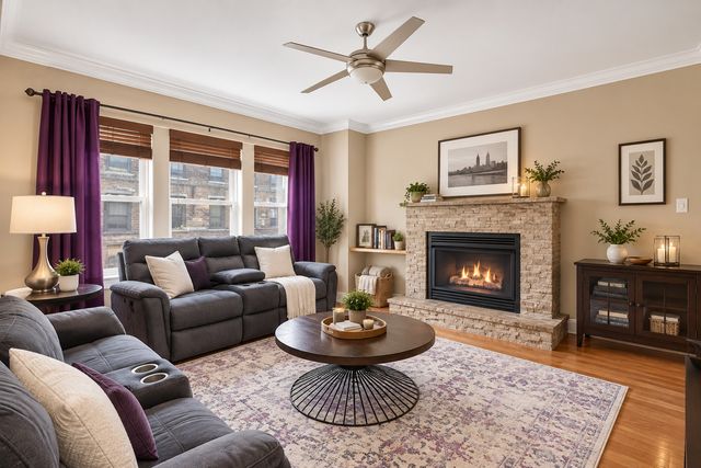 4211 N Keystone Avenue 2E, Chicago, IL 60641