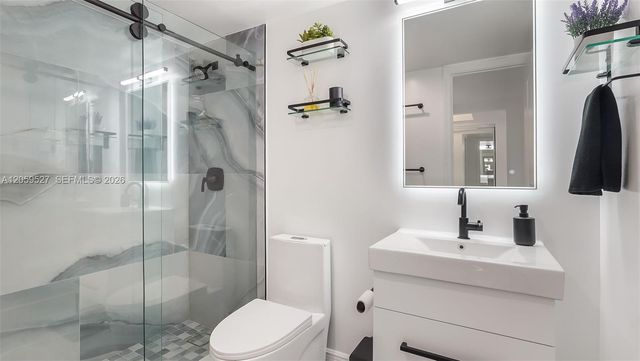 2900 NE 30th St F7, Fort Lauderdale, FL 33306