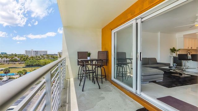 2900 NE 30th St F7, Fort Lauderdale, FL 33306