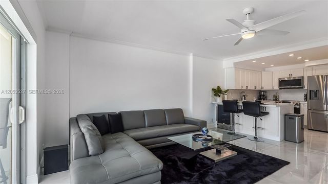 2900 NE 30th St F7, Fort Lauderdale, FL 33306