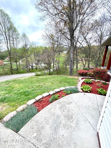 103 Hancock St, Clinton, TN 37716