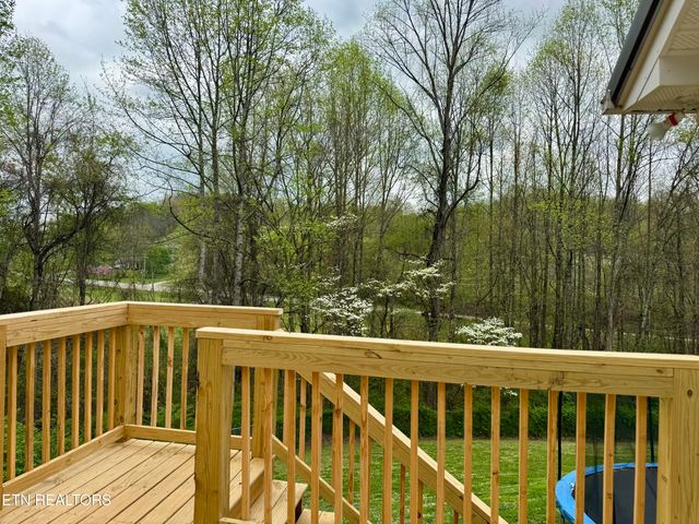 103 Hancock St, Clinton, TN 37716