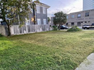 302 18th Street, Galveston, TX 77550