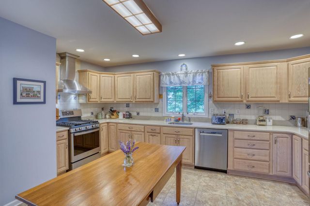 8560 CEDAR CREEK RD, Lincoln, DE 19960