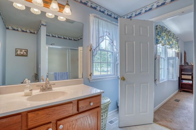 8560 CEDAR CREEK RD, Lincoln, DE 19960