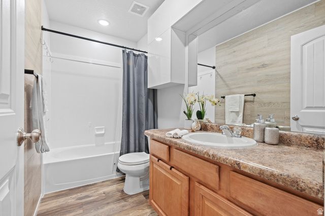 1253 FIREFLY DR, Spanish Fork, UT 84660