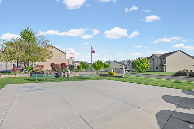 1253 FIREFLY DR, Spanish Fork, UT 84660