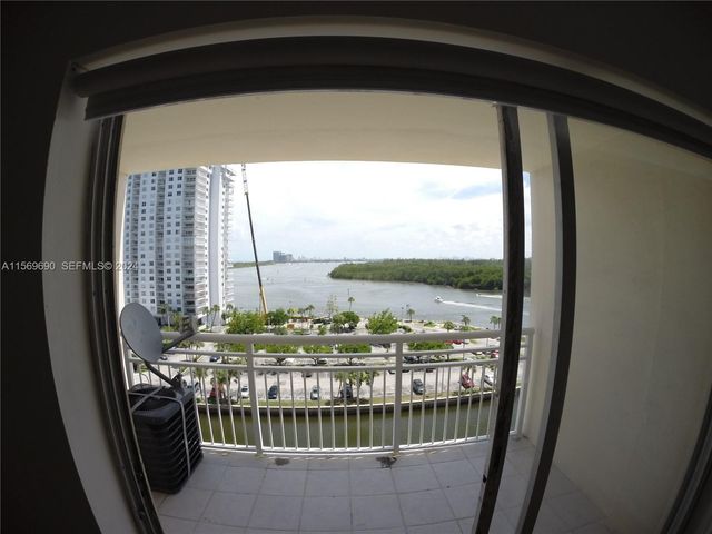 400 Kings Point Drive 905, Sunny Isles Beach, FL 33160