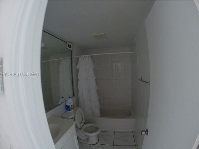 400 Kings Point Drive 905, Sunny Isles Beach, FL 33160