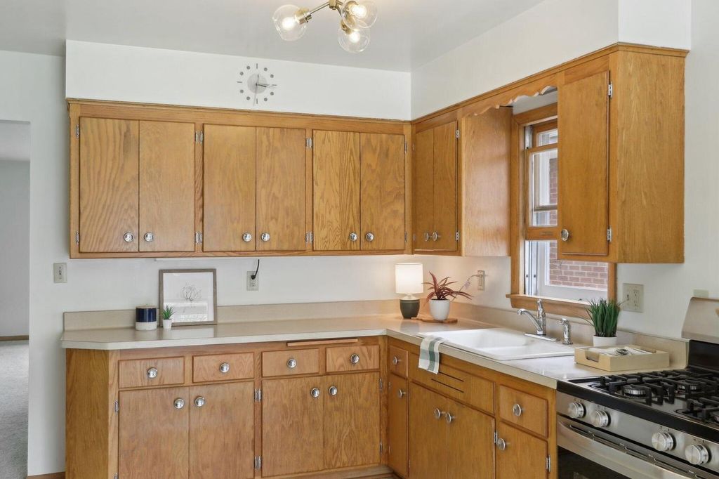 property-img