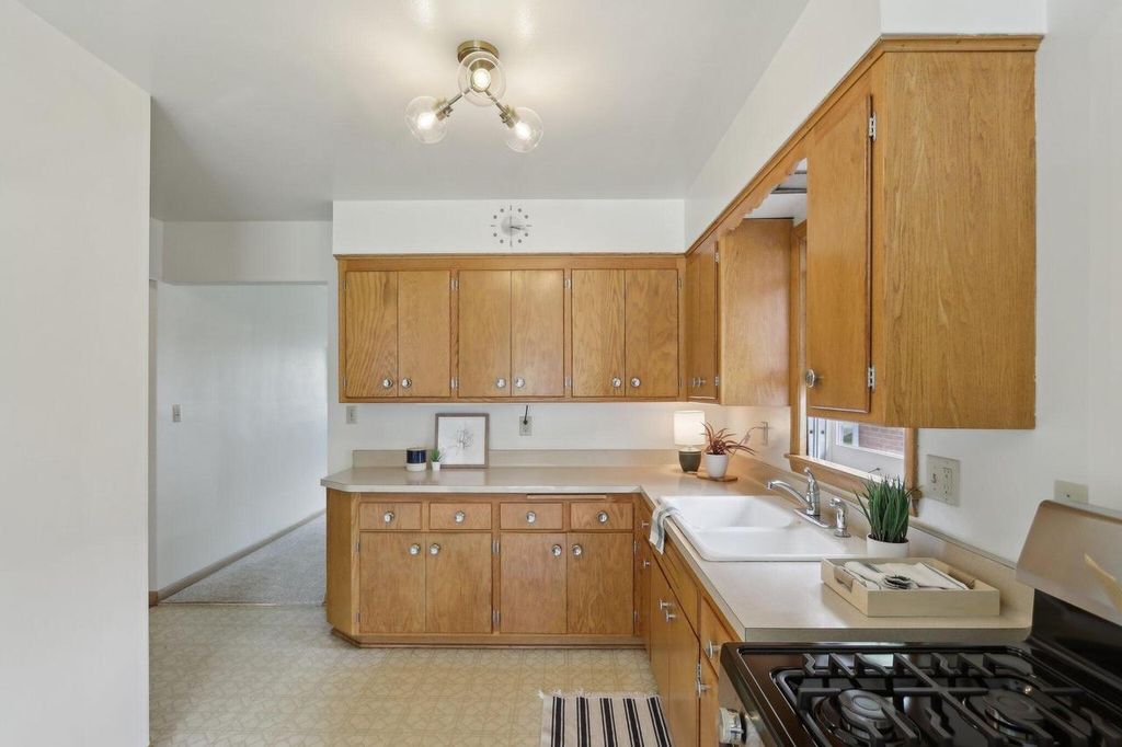 property-img