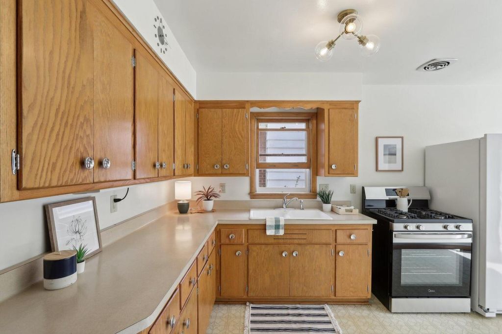 property-img