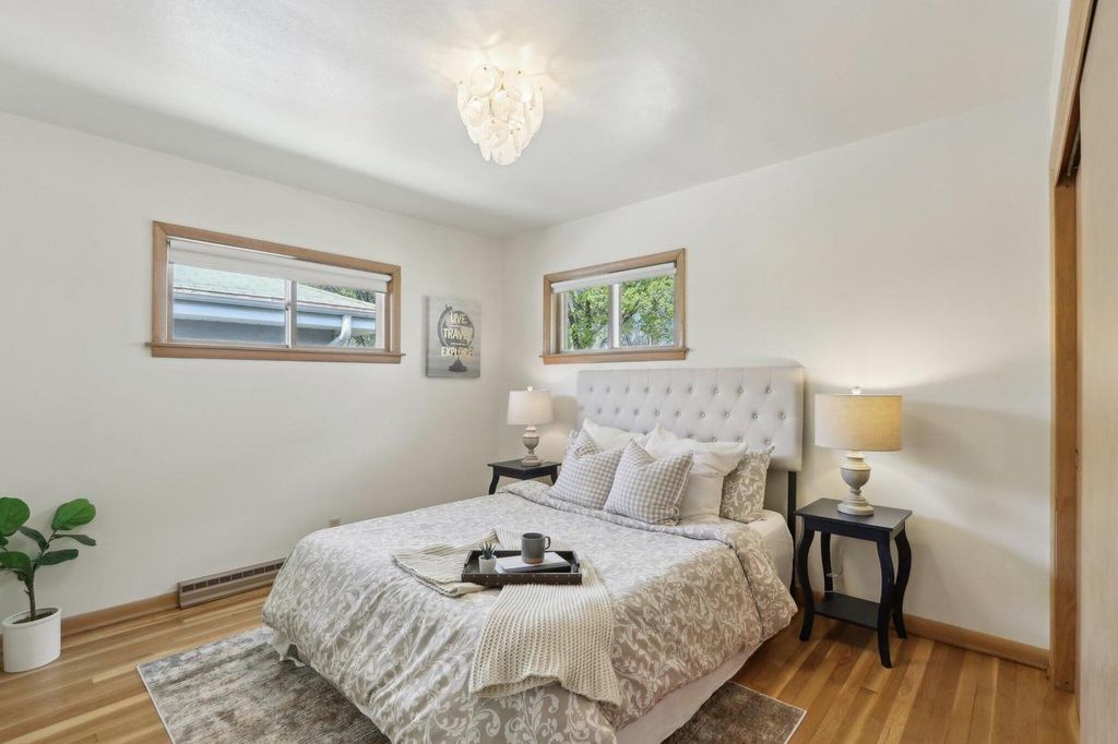 property-img