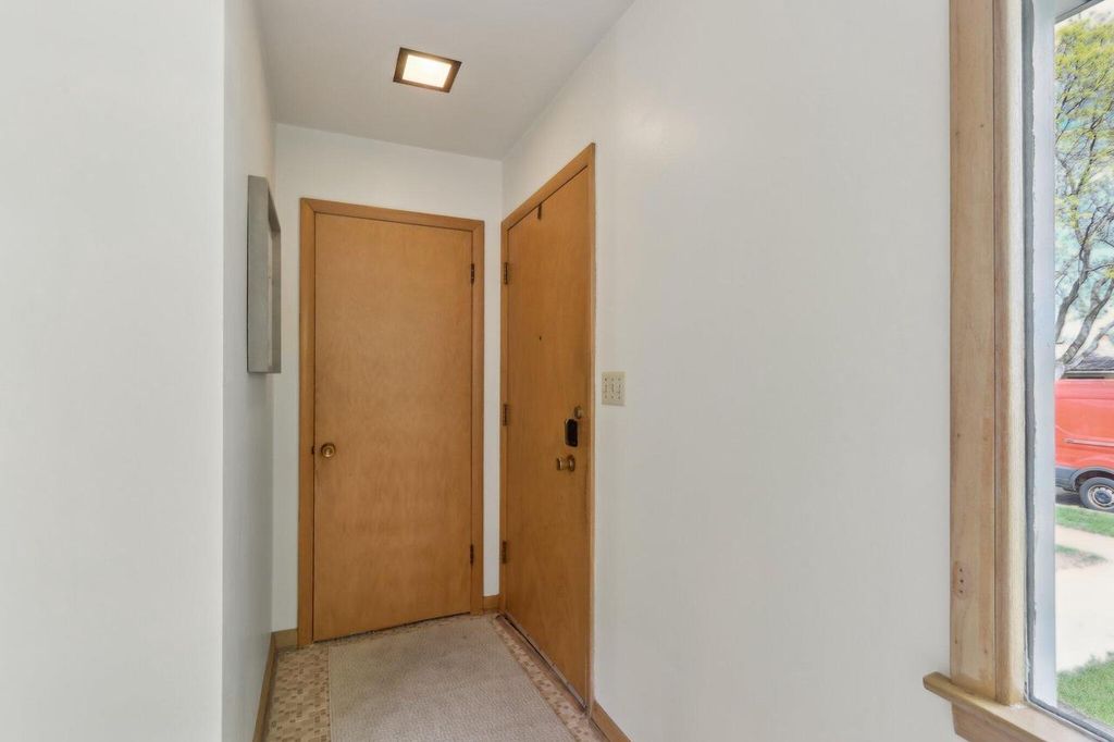 property-img