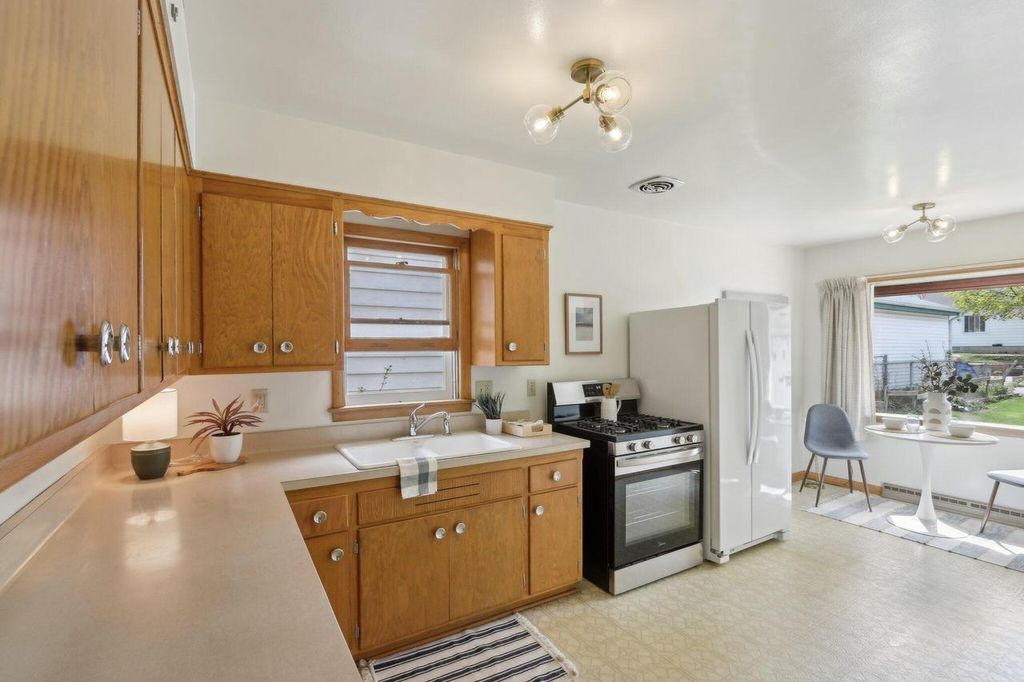property-img