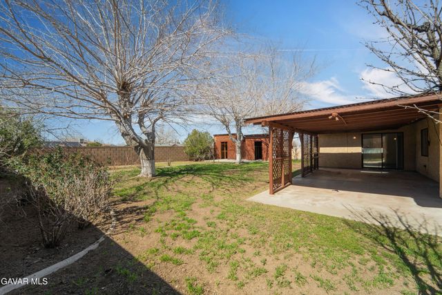 42865 Normandy Lane, Lancaster, CA 93536