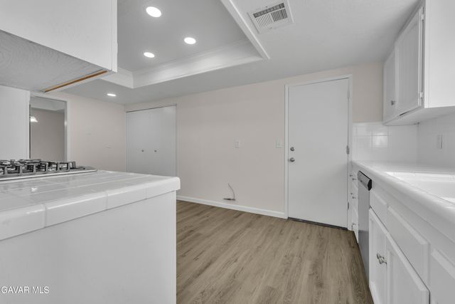 42865 Normandy Lane, Lancaster, CA 93536