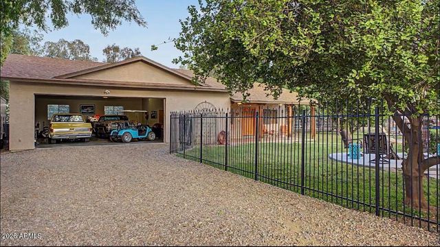 9401 S 157TH Place, Gilbert, AZ 85234