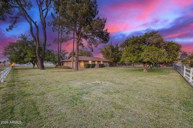 9401 S 157TH Place, Gilbert, AZ 85234