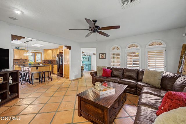 9401 S 157TH Place, Gilbert, AZ 85234