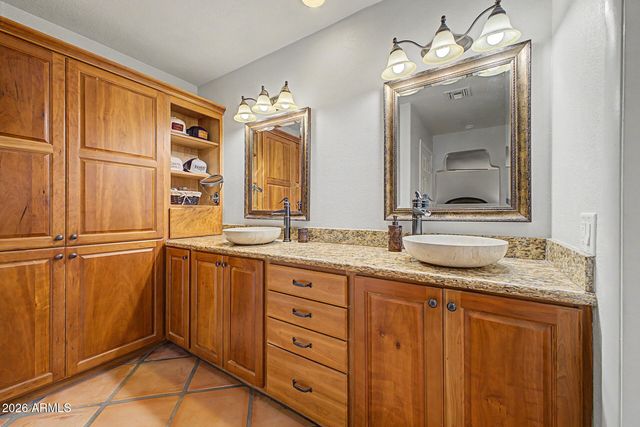 9401 S 157TH Place, Gilbert, AZ 85234