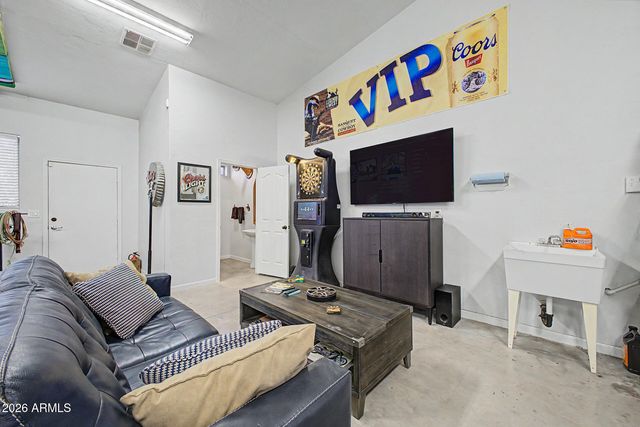 9401 S 157TH Place, Gilbert, AZ 85234