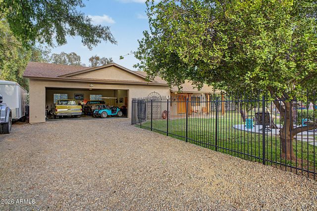9401 S 157TH Place, Gilbert, AZ 85234