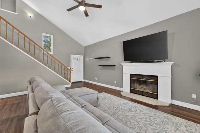 2480 Saint Andrews Dr, Lincoln, CA 95648
