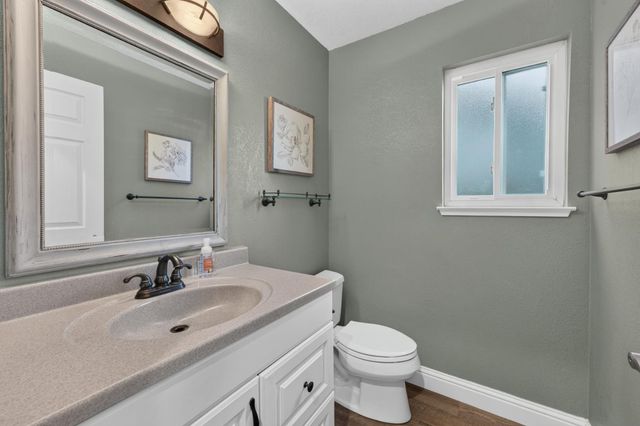 2480 Saint Andrews Dr, Lincoln, CA 95648