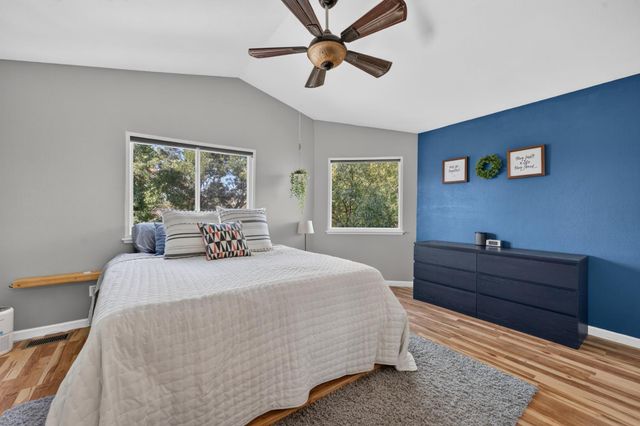 2480 Saint Andrews Dr, Lincoln, CA 95648