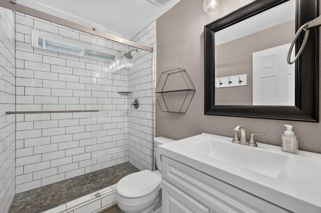 2480 Saint Andrews Dr, Lincoln, CA 95648