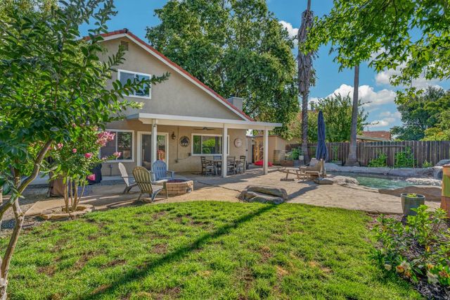 2480 Saint Andrews Dr, Lincoln, CA 95648