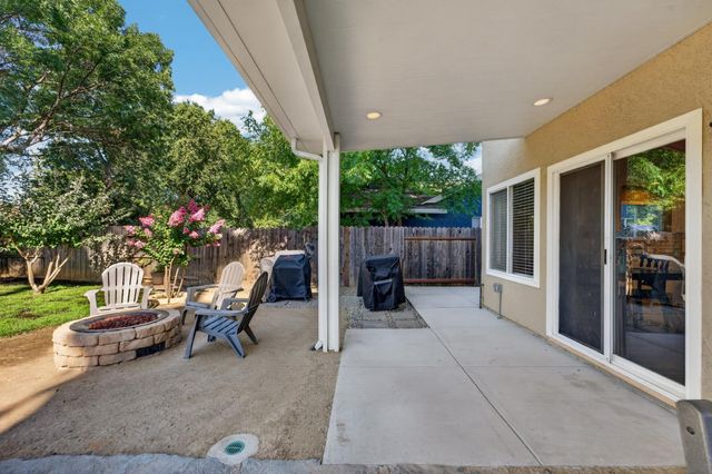 2480 Saint Andrews Dr, Lincoln, CA 95648