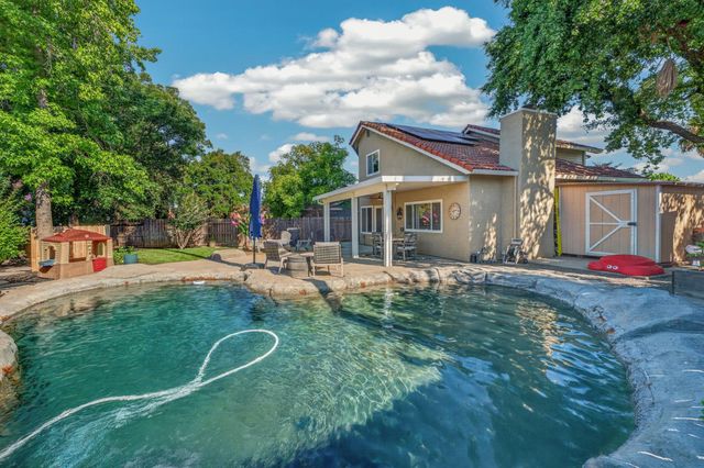 2480 Saint Andrews Dr, Lincoln, CA 95648
