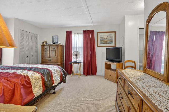 39115 OLA AVENUE, Zephyrhills, FL 33542