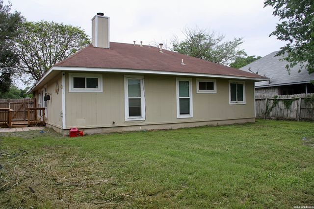 3118 Bear Springs Dr, San Antonio, TX 78245