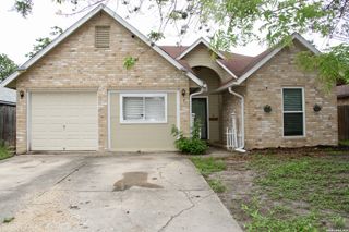 3118 Bear Springs Dr, San Antonio, TX 78245