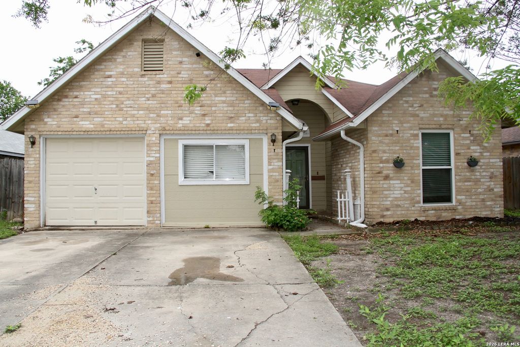 3118 Bear Springs Dr, San Antonio, TX 78245