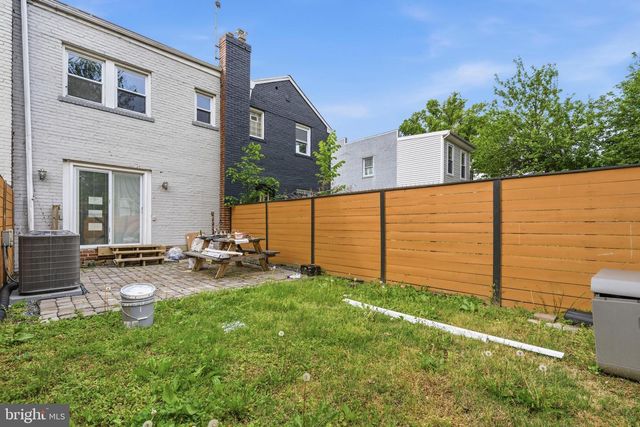 4630 HANNA PL SE, Washington, DC 20019