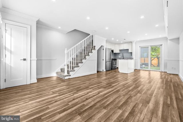 4630 HANNA PL SE, Washington, DC 20019