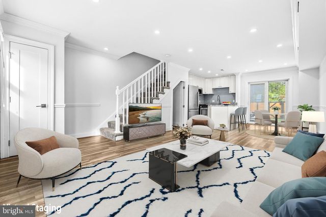 4630 HANNA PL SE, Washington, DC 20019