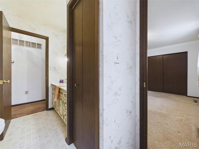 109 San Mateo Drive, Belleville, IL 62221