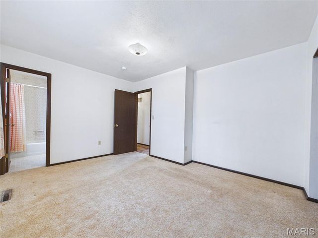 109 San Mateo Drive, Belleville, IL 62221