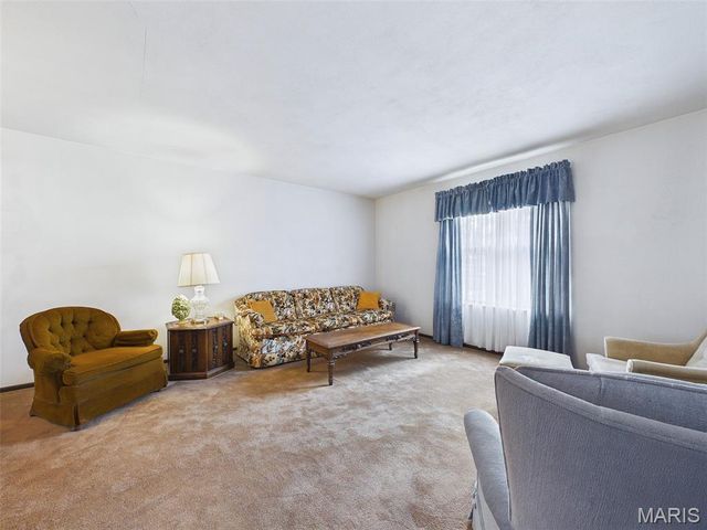 109 San Mateo Drive, Belleville, IL 62221