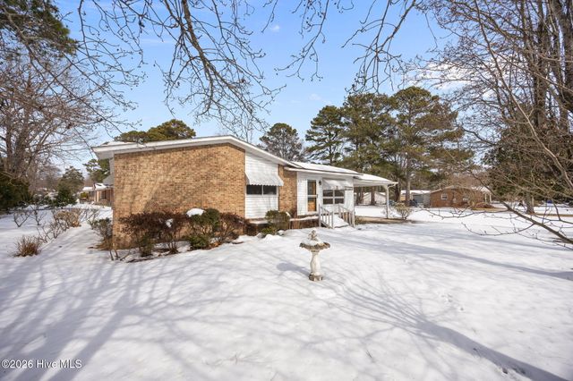 301 Millbrook Street, Greenville, NC 27834