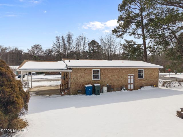 301 Millbrook Street, Greenville, NC 27834