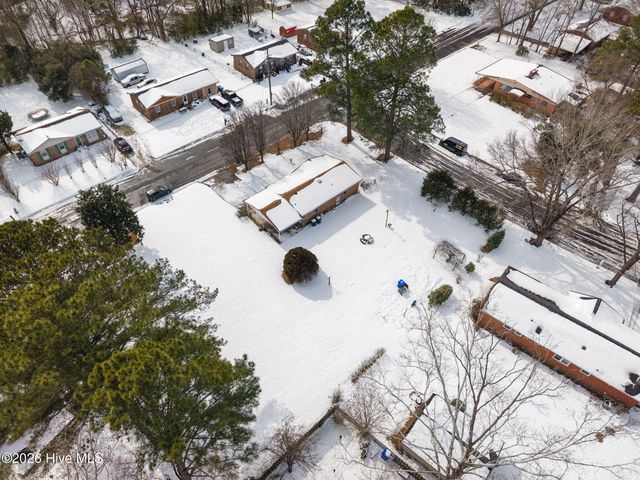 301 Millbrook Street, Greenville, NC 27834