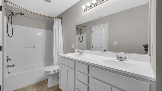 452 Greenbrier Lane, Lowell, IN 46356