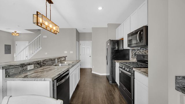 452 Greenbrier Lane, Lowell, IN 46356