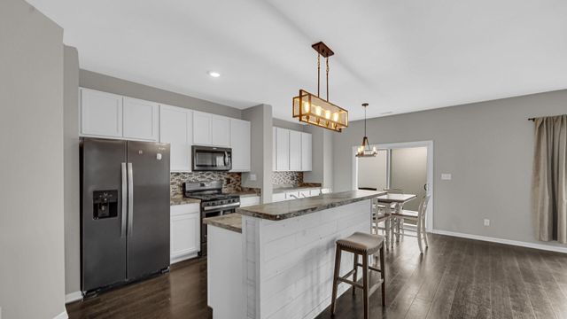 452 Greenbrier Lane, Lowell, IN 46356